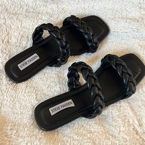 Steve Madden sandals 🖤